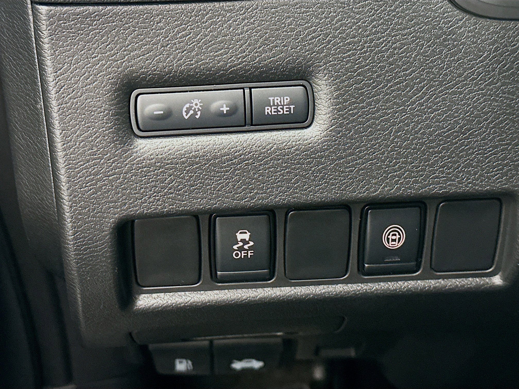 Used 2024 Nissan Murano SV w/ SV Midnight Edition Package image 17