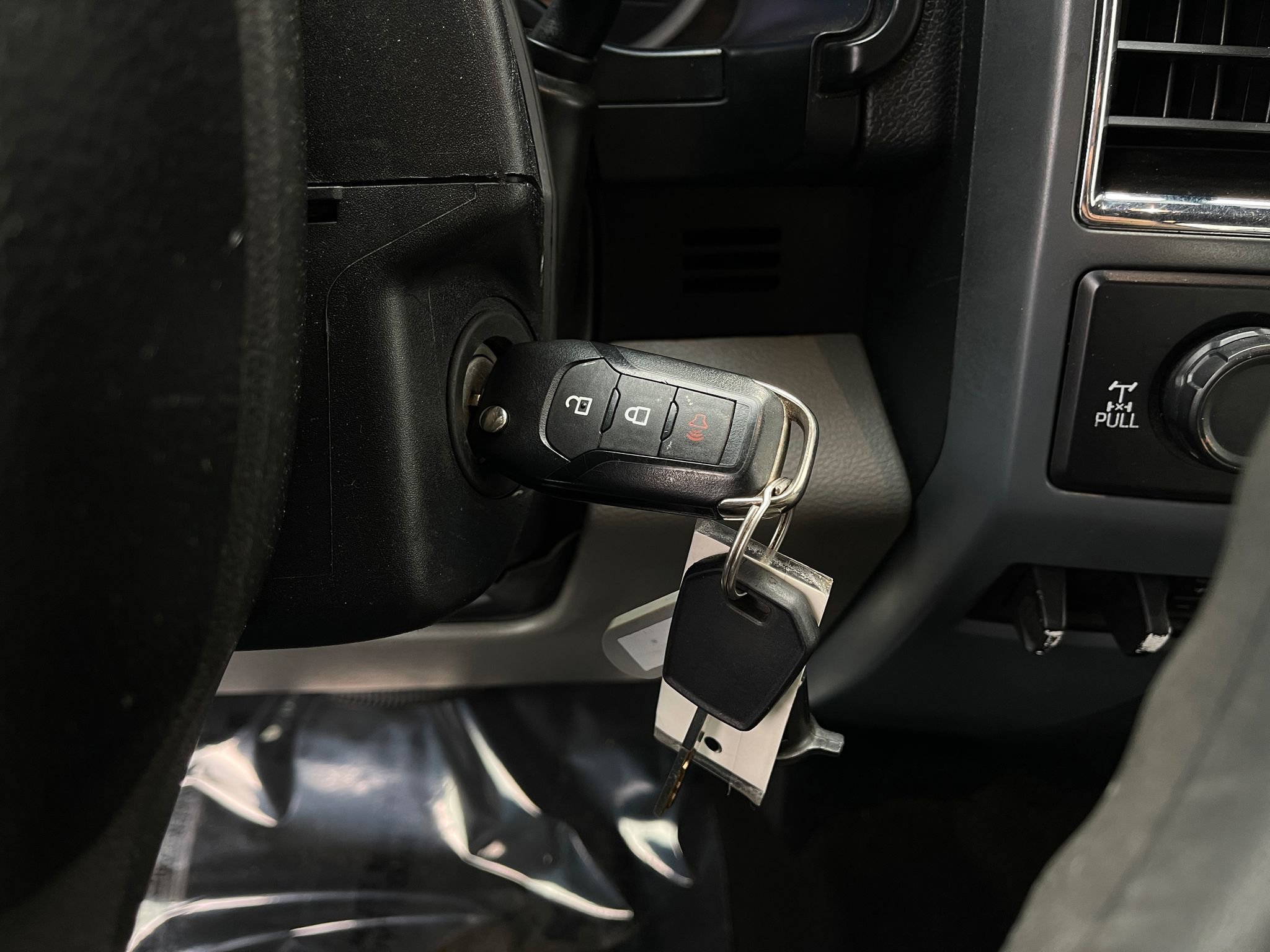 Used 2017 Ford F250 XLT w/ XLT Value Package image 16