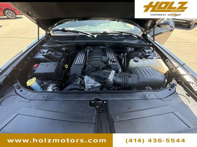 Used 2016 Dodge Challenger R/T Scat Pack w/ Leather Interior Group RWD image 31