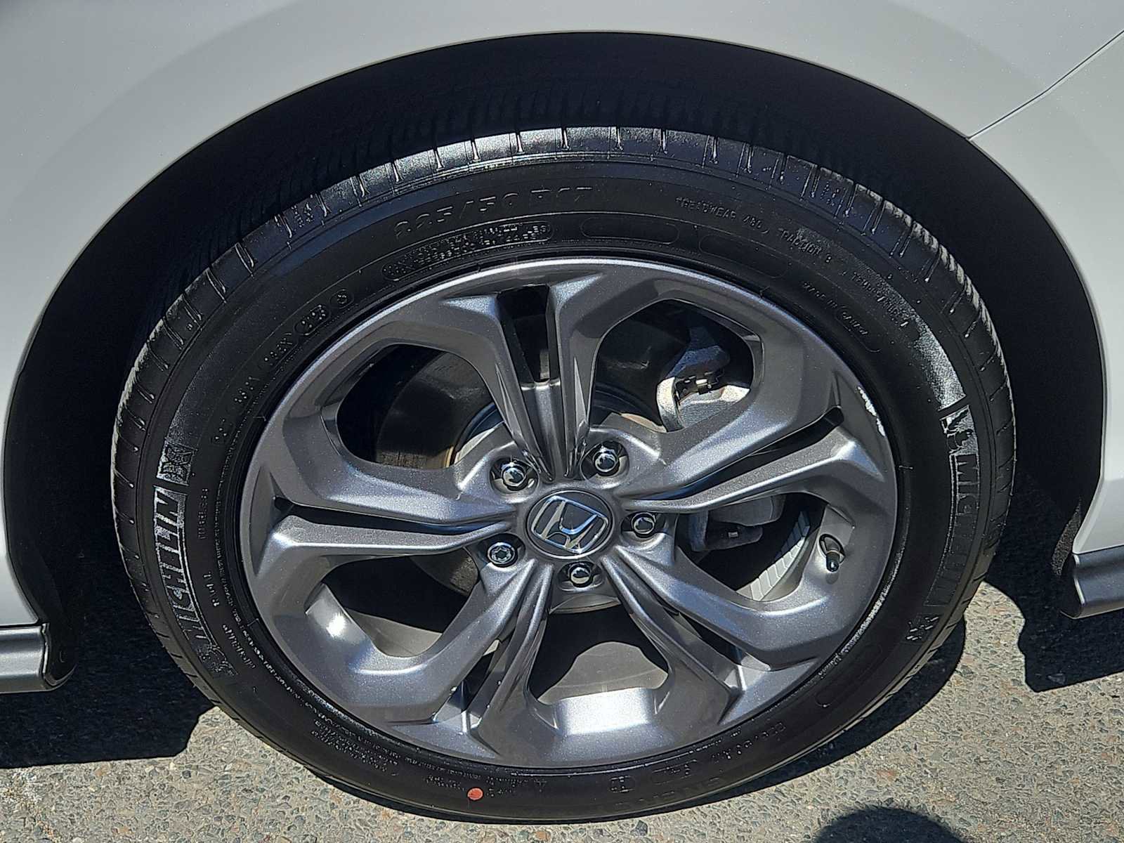 Used 2023 Honda Accord EX image 8