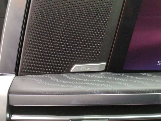 New 2026 Cadillac Escalade ESV Sport w/ Touring Package AWD/4WD image 18