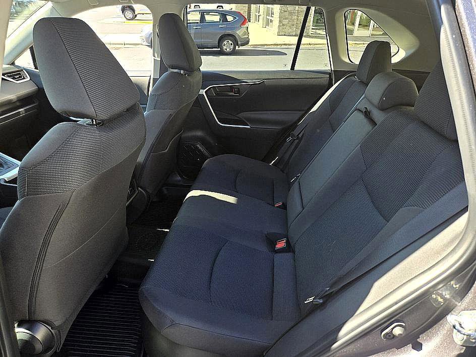 Used 2025 Toyota RAV4 LE image 13