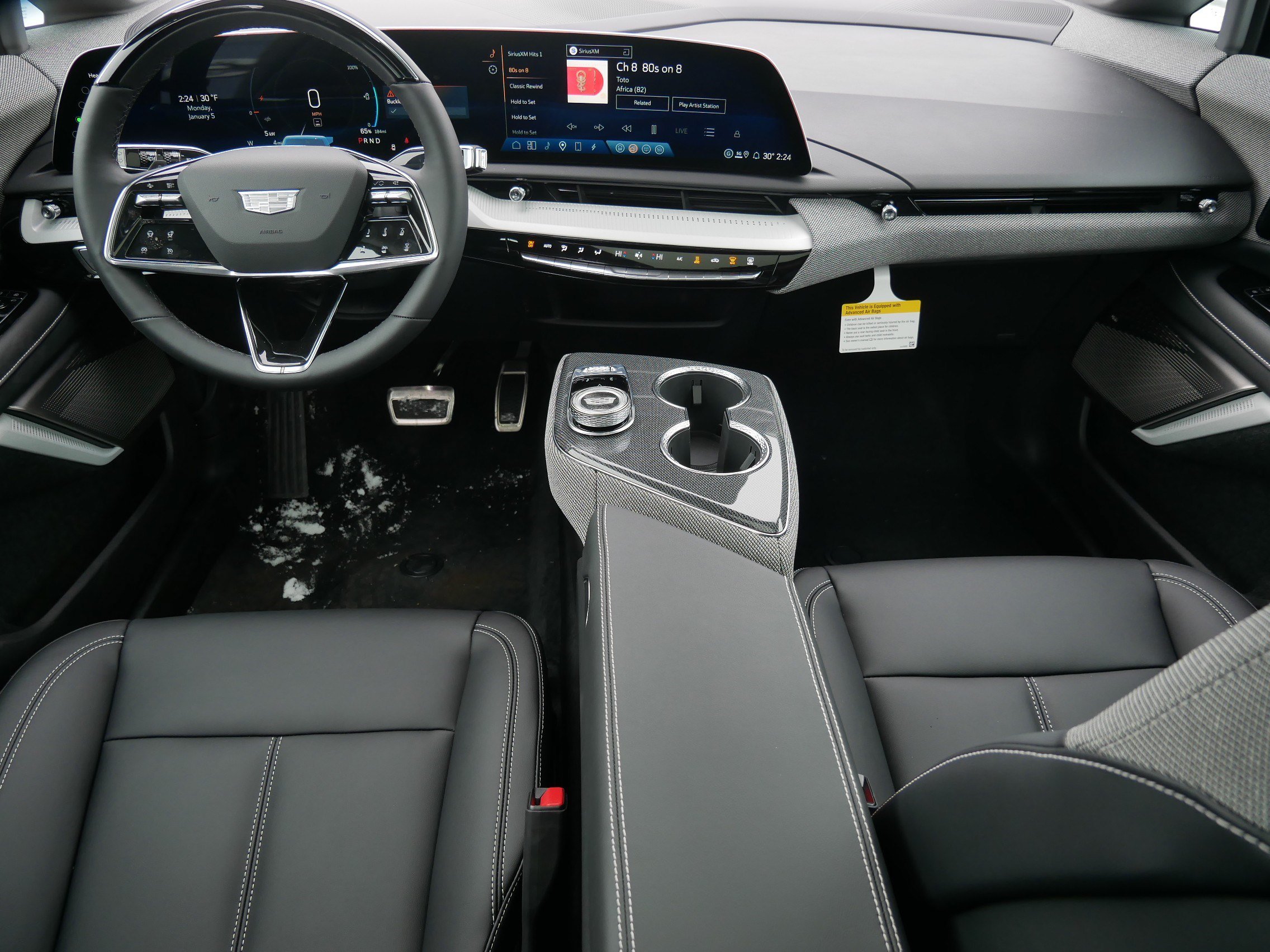 Used 2026 Cadillac Optiq Sport 1 w/ LPO, Floor Liner Package AWD/4WD image 8