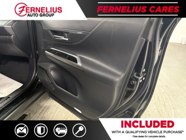 Used 2023 Toyota Venza Nightshade AWD/4WD image 17