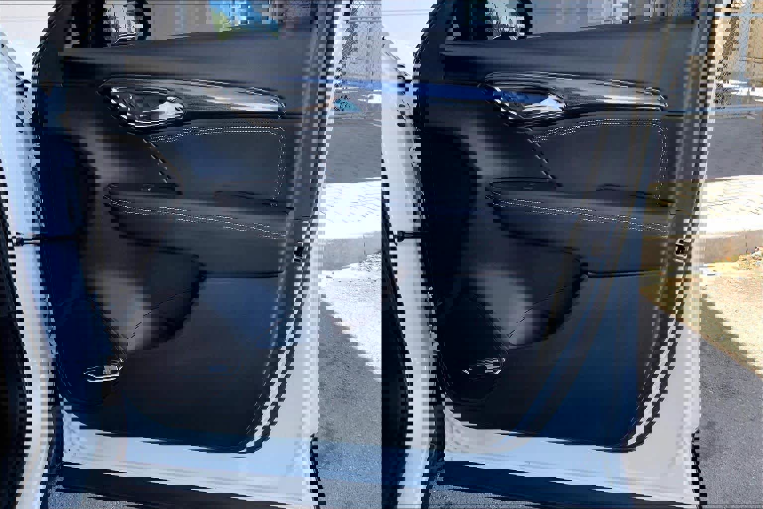 Used 2022 Buick Envision Essence w/ Technology Package II image 23