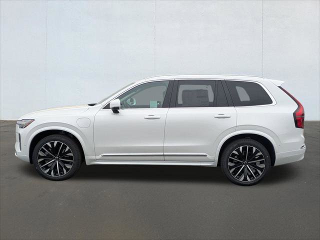 New 2026 Volvo XC90 T8 Ultra w/ Protection Package Premier AWD/4WD image 3