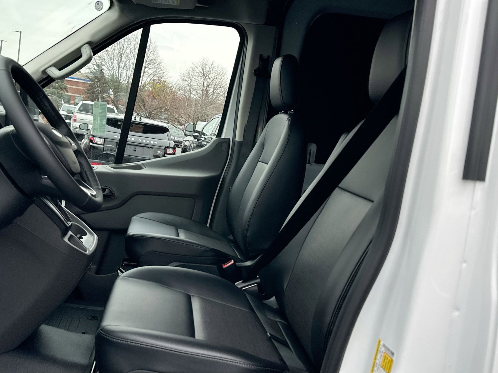 New 2026 Ford Transit 250 148 Medium Roof w/ Load Area Protection Package image 13