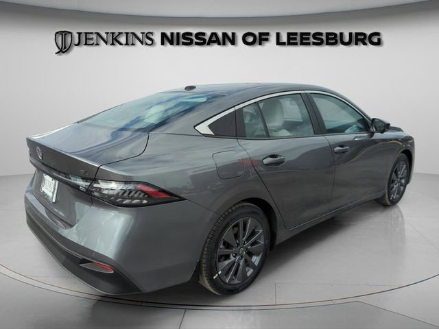 New 2026 Nissan Sentra SL w/ Floor Mat Package image 9