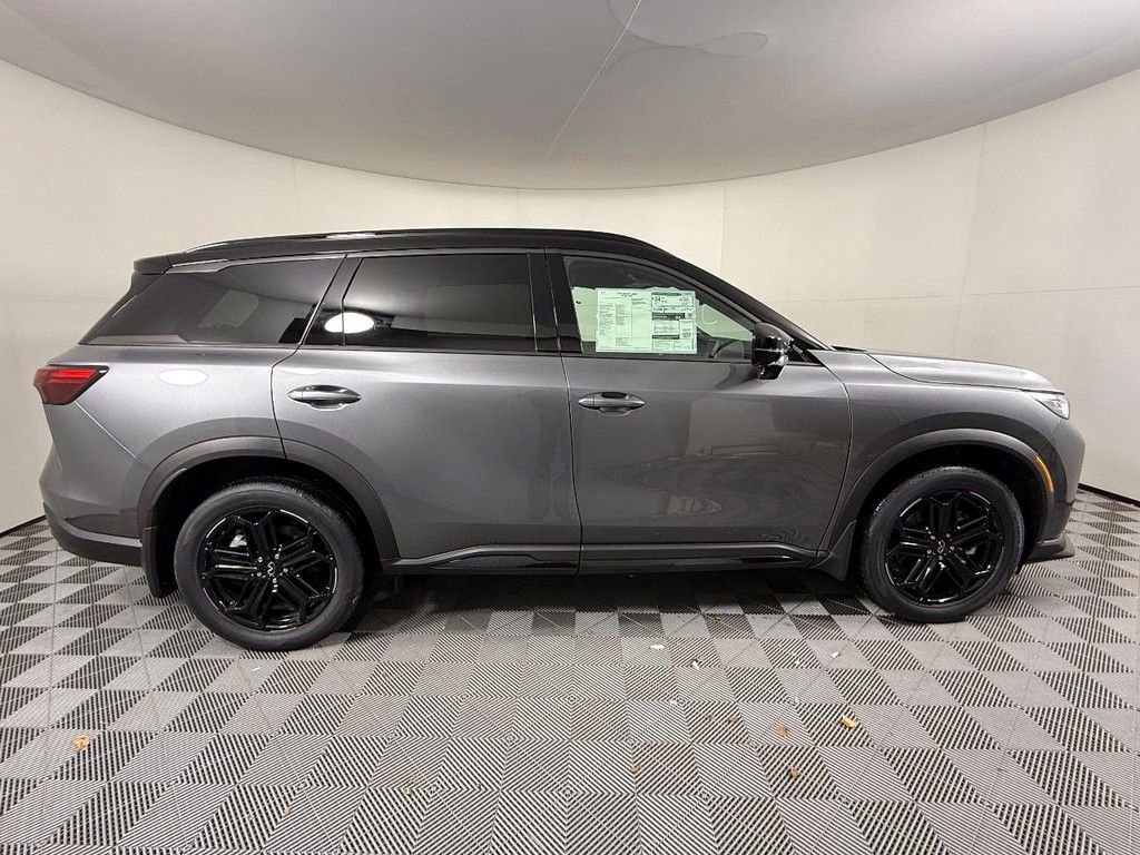 New 2026 INFINITI QX60 Sport image 2