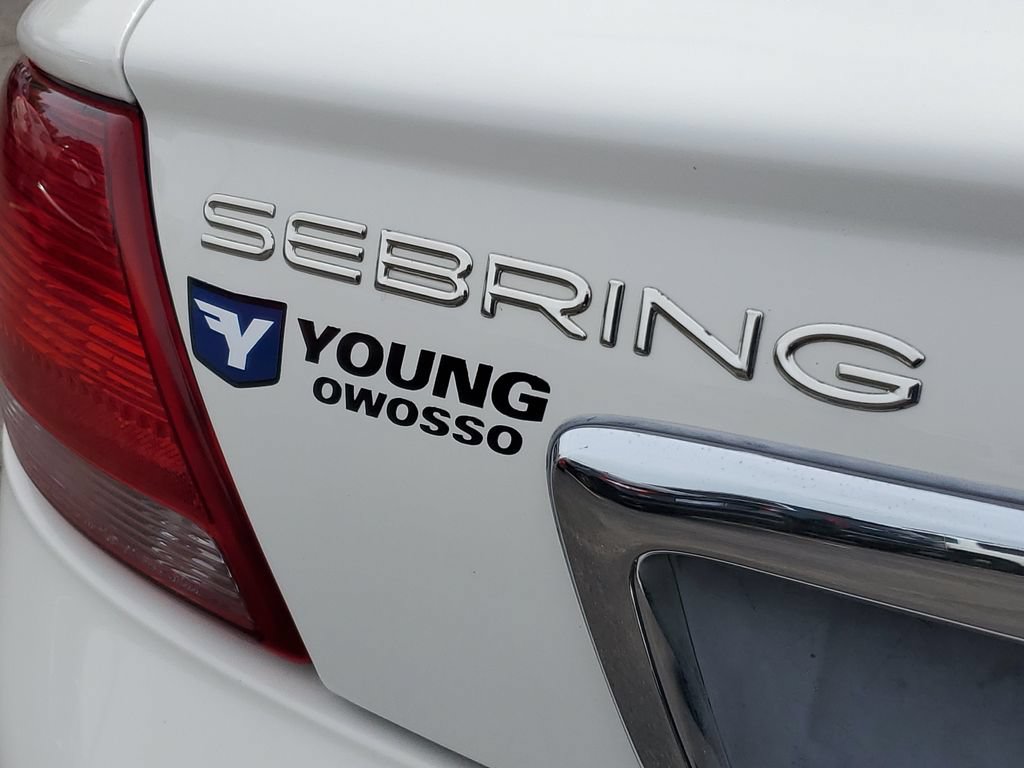 Used 2002 Chrysler Sebring Limited FWD image 25