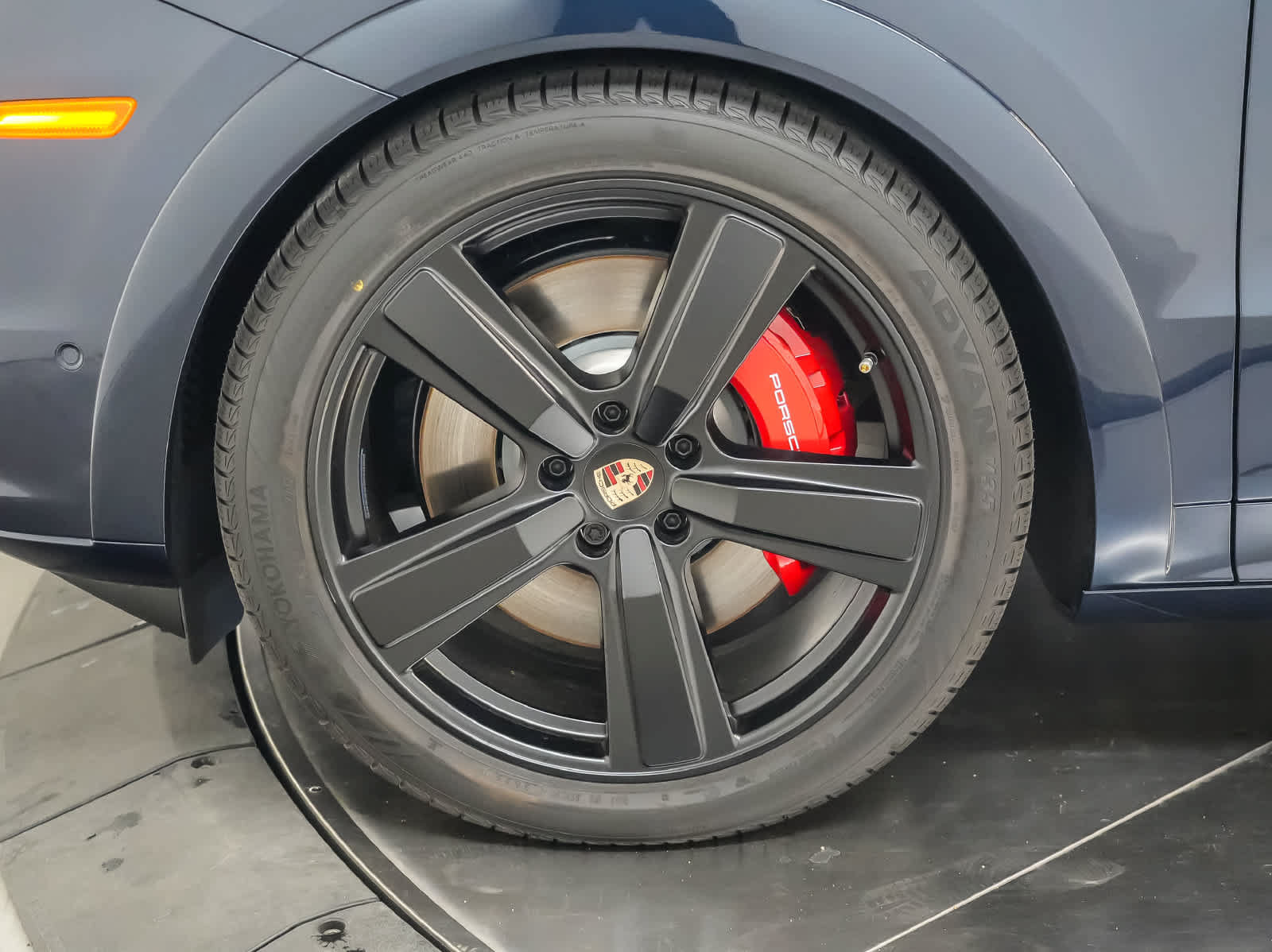 New 2026 Porsche Cayenne GTS AWD/4WD image 13