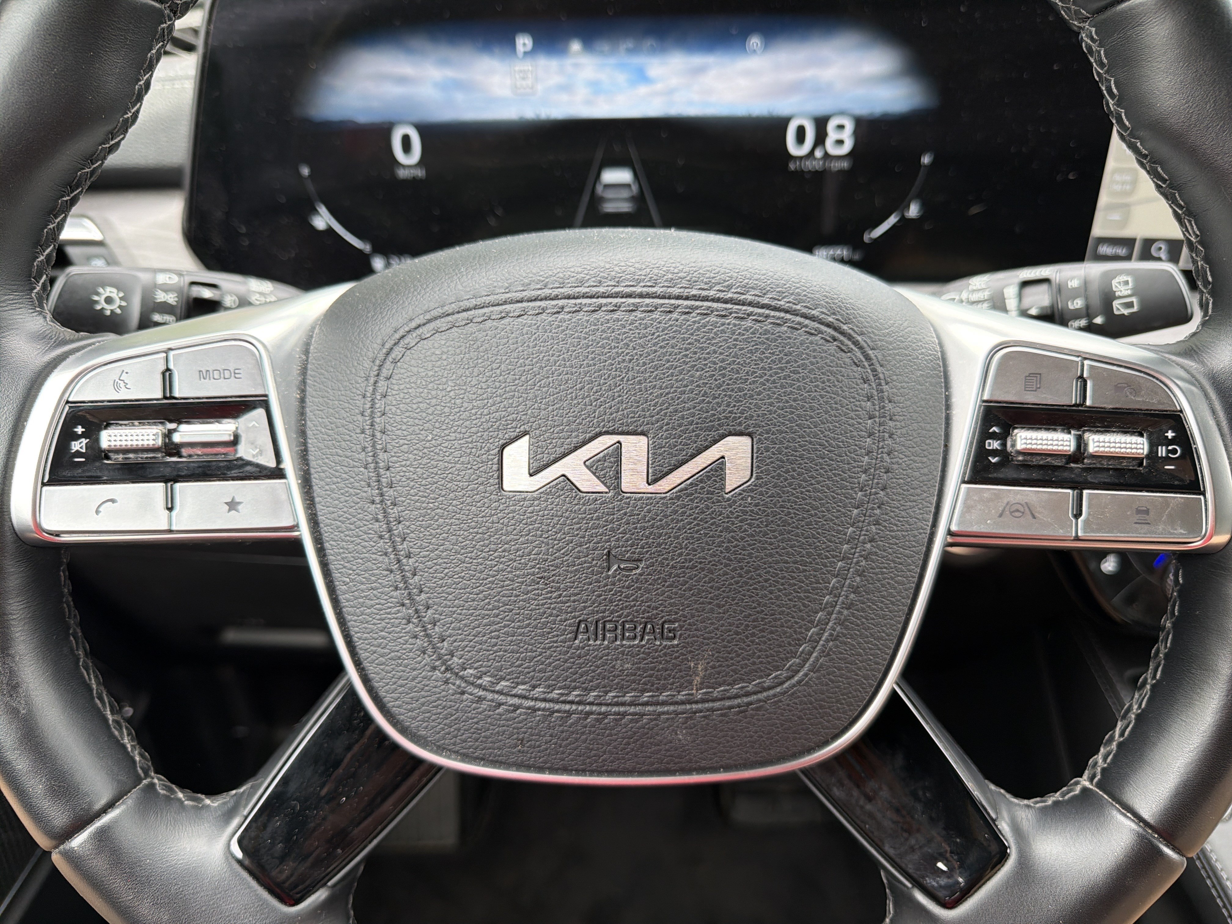 Certified 2024 Kia Telluride SX Prestige X-Line AWD/4WD image 10