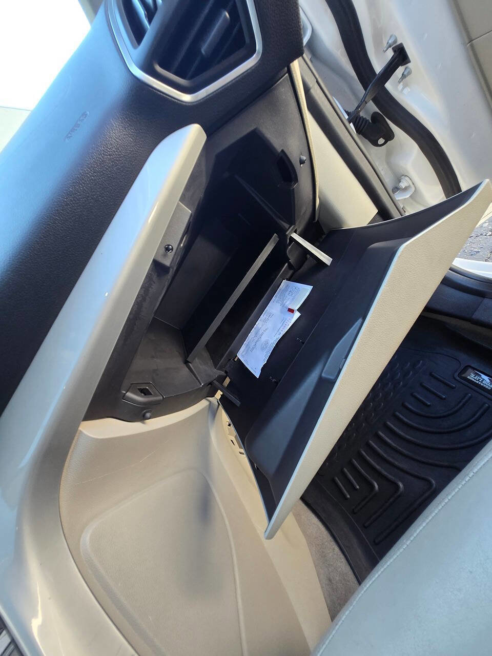 Used 2013 Ford C-MAX Energi SEL image 37