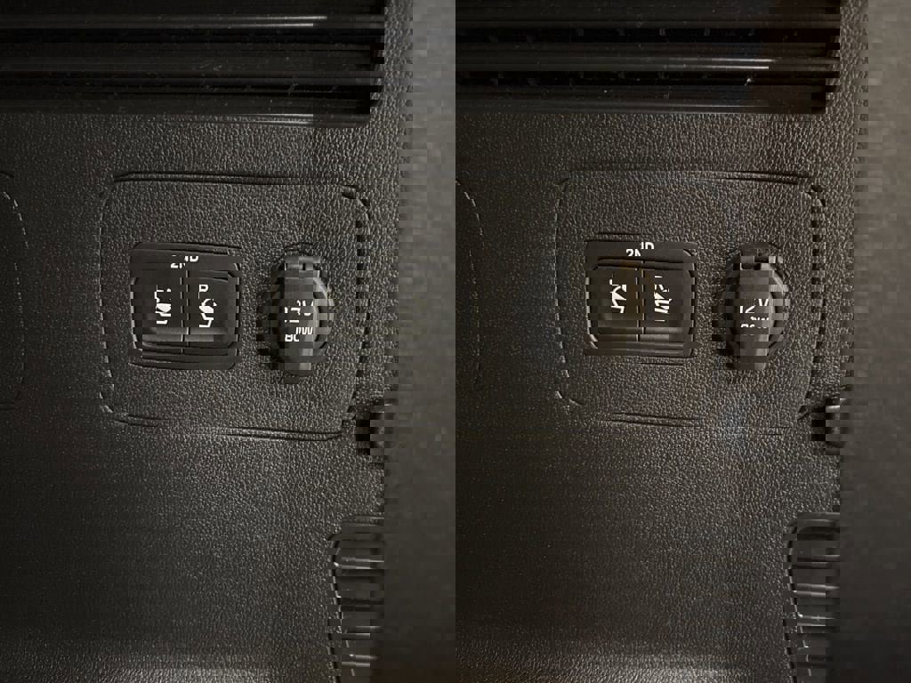 Used 2021 Kia Sorento S w/ Panoramic Sunroof Package image 11