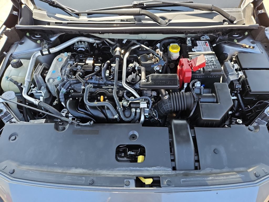 Used 2024 Nissan Sentra SV FWD image 13