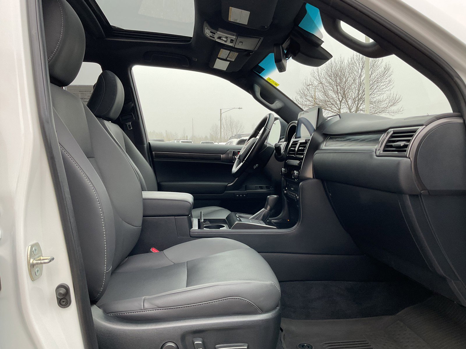 Used 2022 Lexus GX 460 image 15