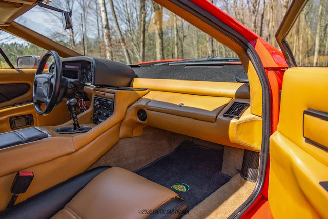 Used 1991 Lotus Esprit SE image 25