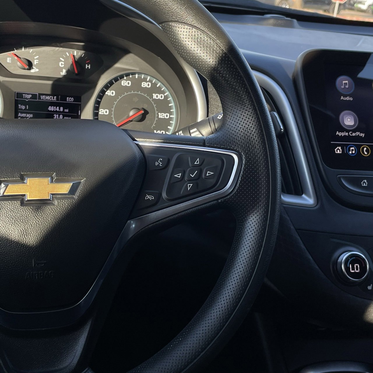 Used 2024 Chevrolet Malibu LT image 15