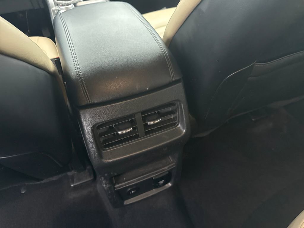 Used 2023 Ford Edge SEL w/ Convenience Package image 17