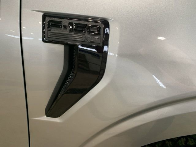 New 2026 Ford F150 XLT w/ Equipment Group 302A MID image 18
