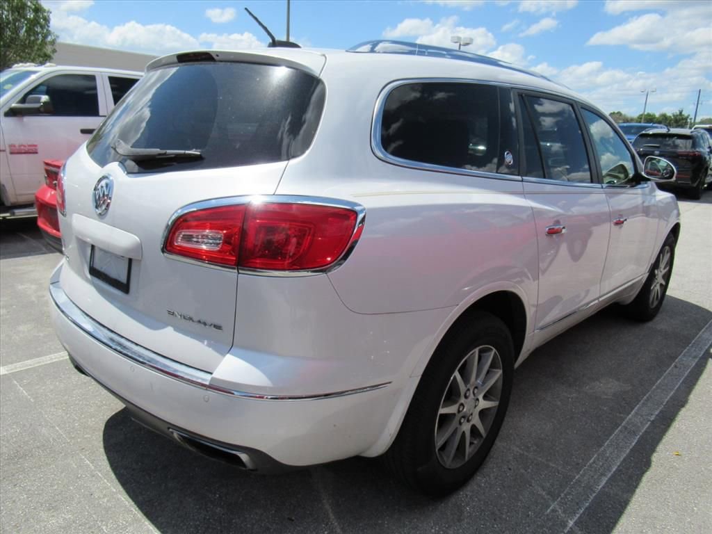 Used 2017 Buick Enclave Leather image 4