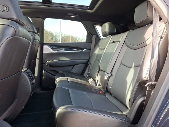 Certified 2025 Cadillac XT5 Premium Luxury image 8