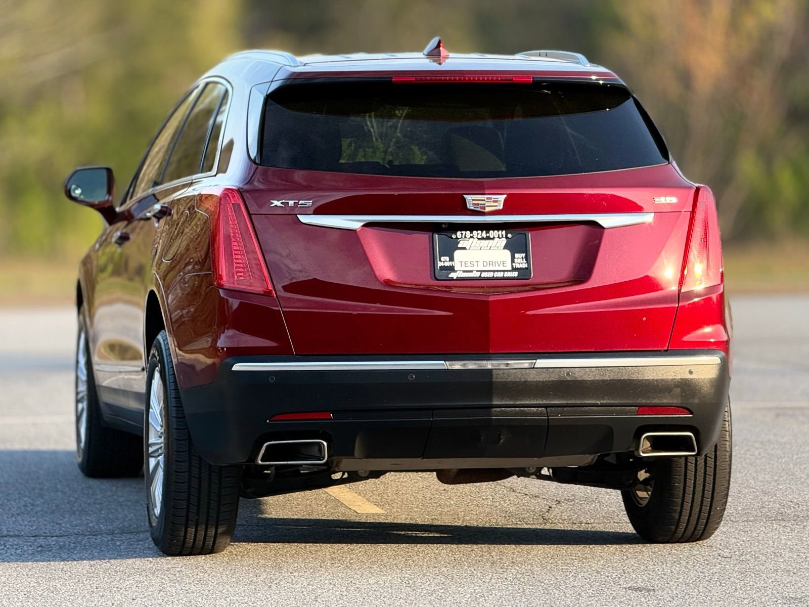 Used 2017 Cadillac XT5 FWD image 4