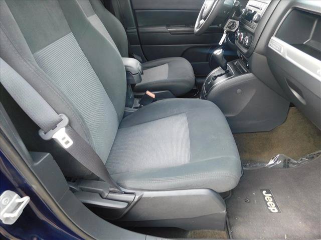 Used 2015 Jeep Compass Sport w/ Power Value Group AWD/4WD image 25