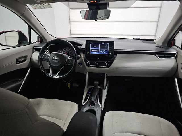Used 2022 Toyota Corolla Cross LE AWD/4WD image 7