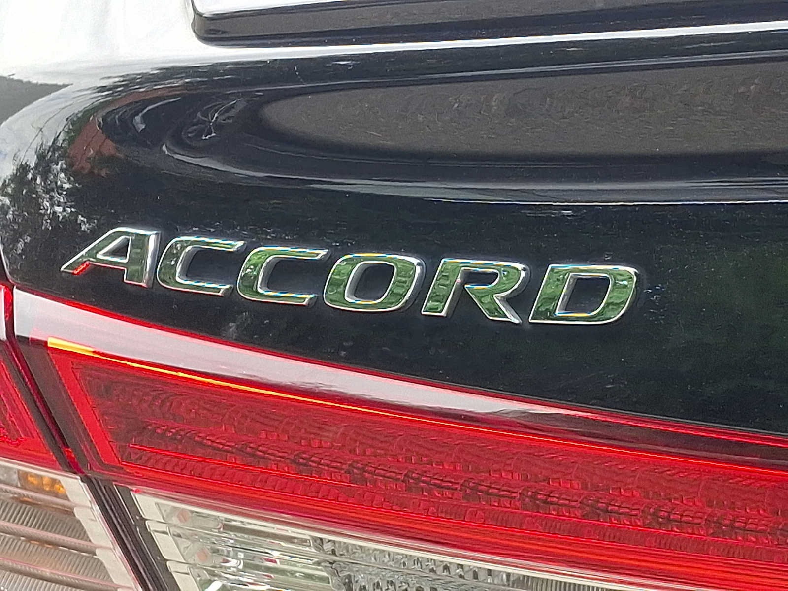 Used 2020 Honda Accord Sport image 28