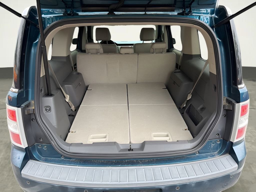 Used 2011 Ford Flex SEL w/ Rapid Spec Order Code image 14
