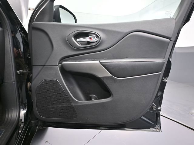 Used 2020 Jeep Cherokee High Altitude AWD/4WD image 43