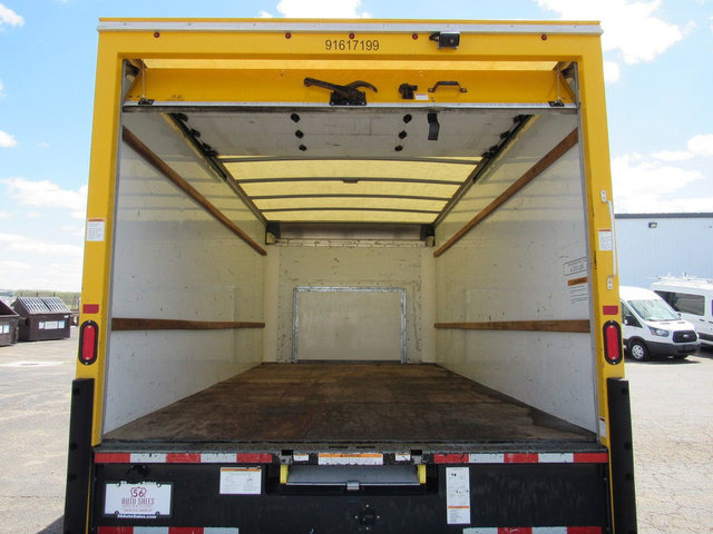 Used 2021 Ford E-350 and Econoline 350 Super Duty RWD image 17