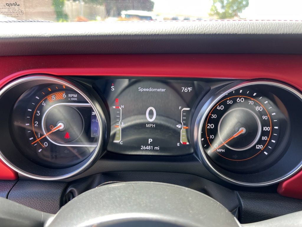 Used 2023 Jeep Gladiator Rubicon w/ LED Lighting Group AWD/4WD image 15