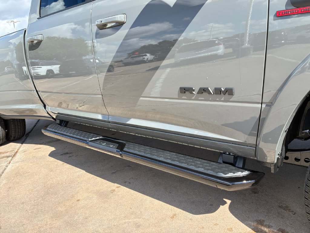New 2027 RAM 3500 Laramie AWD/4WD image 24
