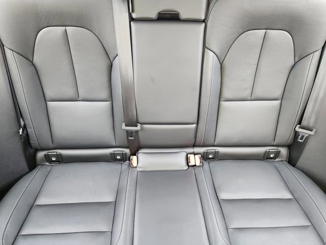 Certified 2024 Volvo XC40 B5 Plus image 16