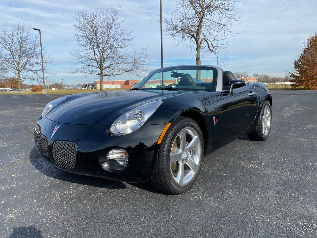 Used 2007 Pontiac Solstice Convertible w/ Premium Package