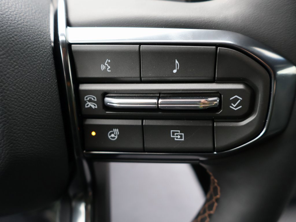 New 2026 GMC Terrain AT4 w/ Convenience Package III image 18