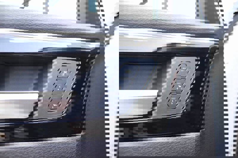 New 2026 Mitsubishi Outlander SEL image 4