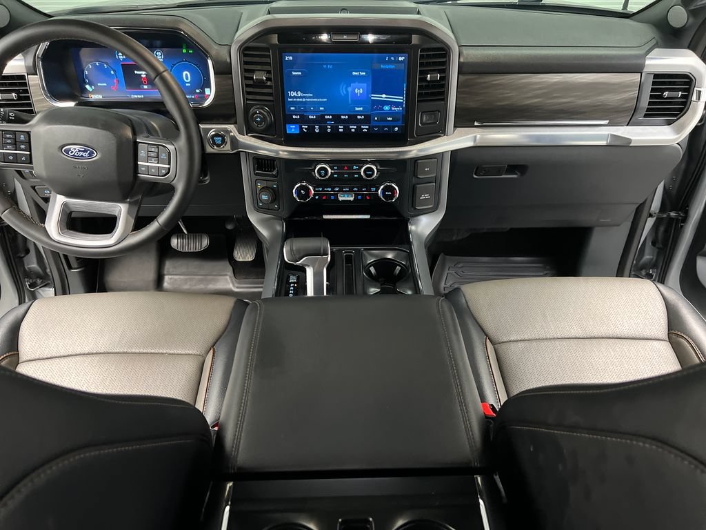 Used 2025 Ford F150 Lariat AWD/4WD image 39