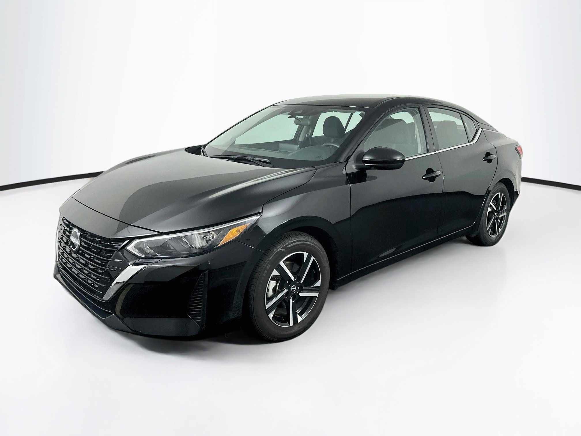 Used 2025 Nissan Sentra SV FWD image 3
