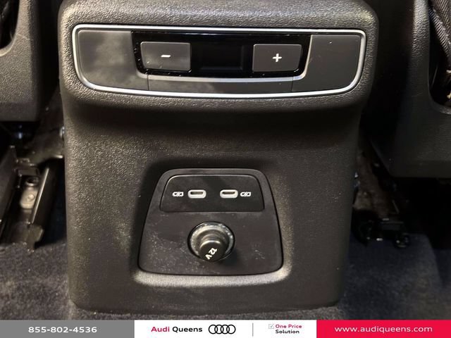 Certified 2022 Audi Q4 e-tron Prestige AWD/4WD image 15