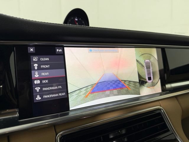 Used 2021 Porsche Panamera RWD image 24