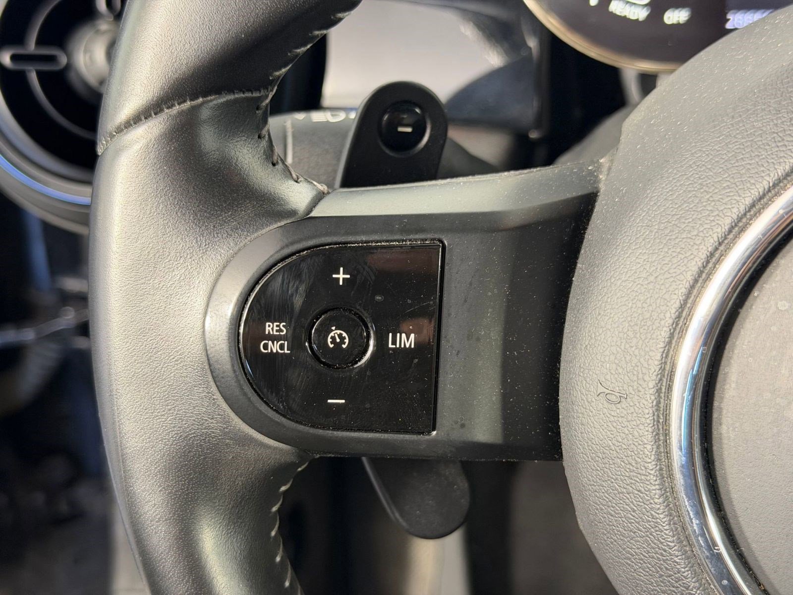 Used 2023 MINI Cooper S image 17