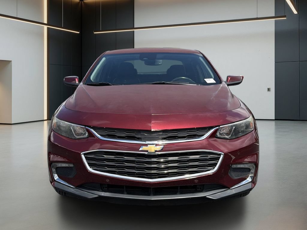 Used 2016 Chevrolet Malibu Premier w/ Driver Confidence Package II FWD image 9