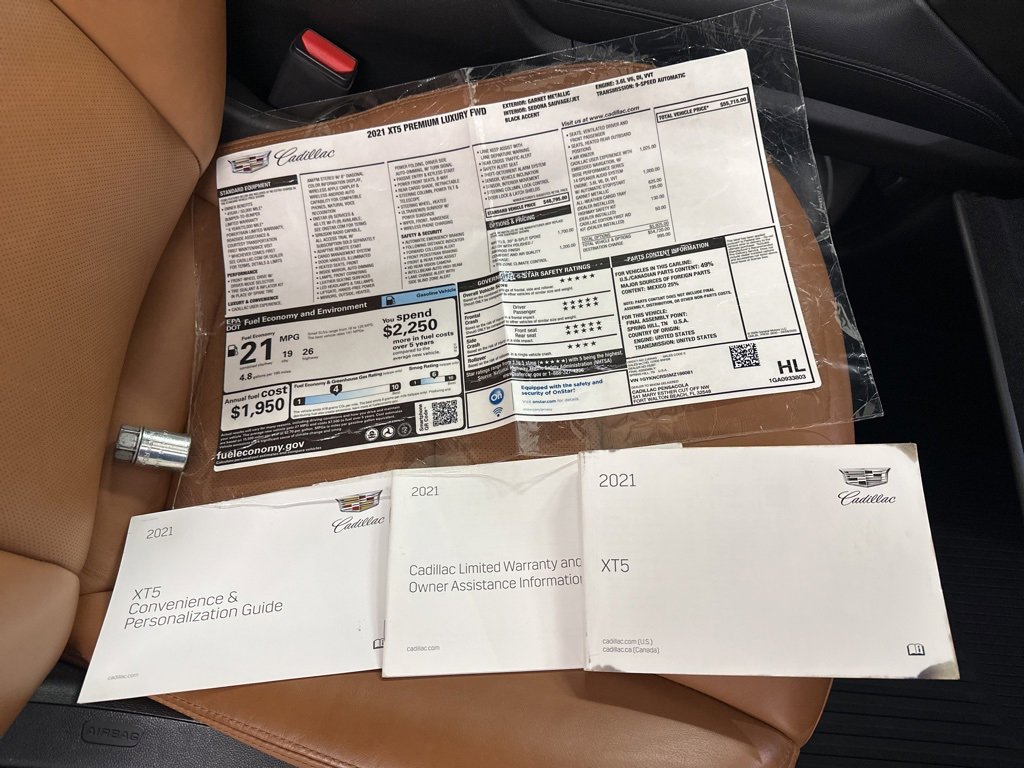 Used 2021 Cadillac XT5 Premium Luxury image 38