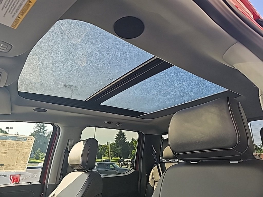 New 2025 Ford F250 Lariat w/ Lariat Ultimate Package image 11