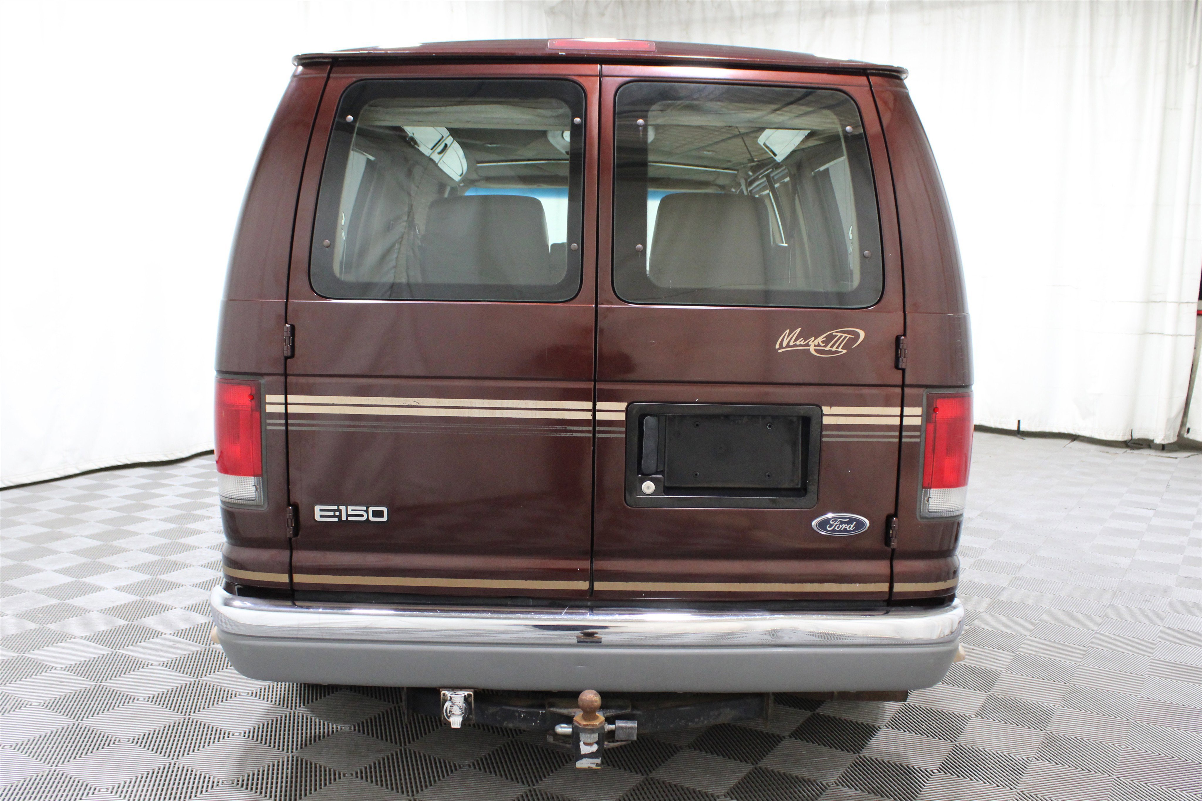 Used 2000 Ford E-150 and Econoline 150 Recreational Mark III image 39