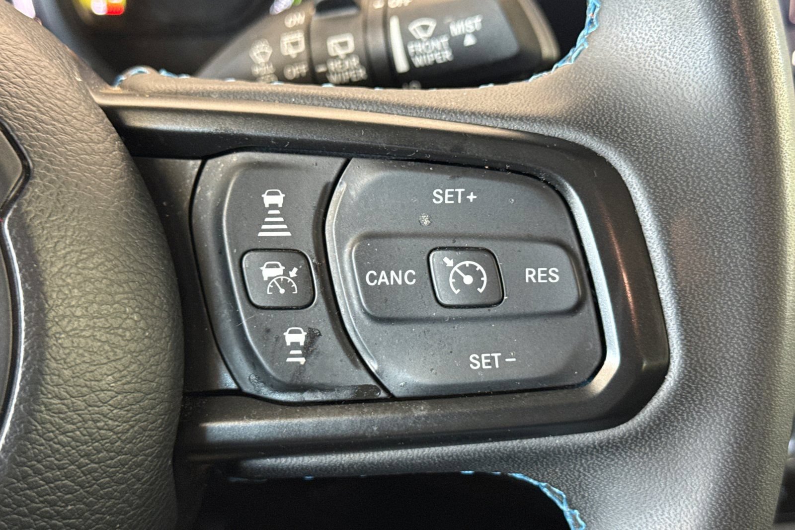 Used 2024 Jeep Wrangler Unlimited Rubicon 4xe AWD/4WD image 38
