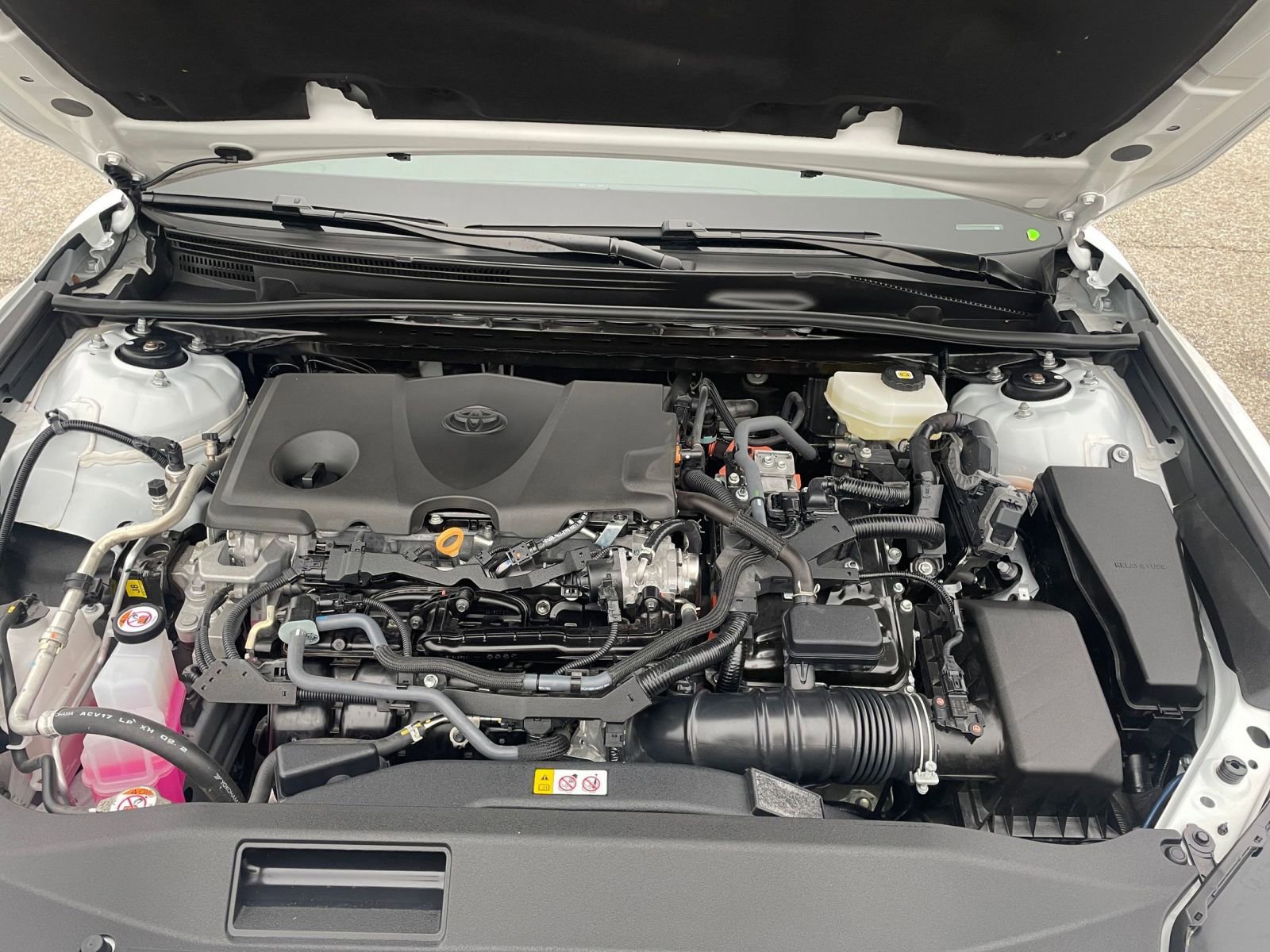 Used 2025 Toyota Camry LE image 31